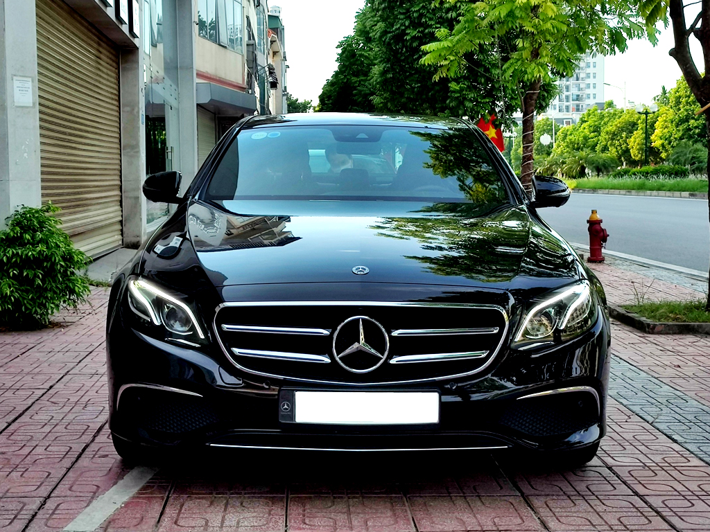 Đánh giá sơ bộ xe MercedesBenz E 200 Exclusive 2020